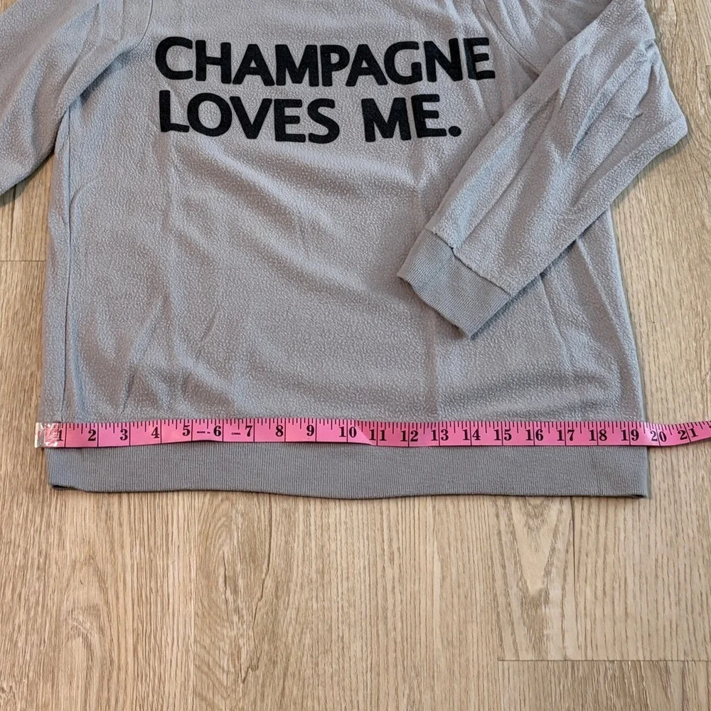 Chaser "Champagne Loves Me." Pullover Top Women's Cozy Sweatshirt Size M - Picture 3 of 8